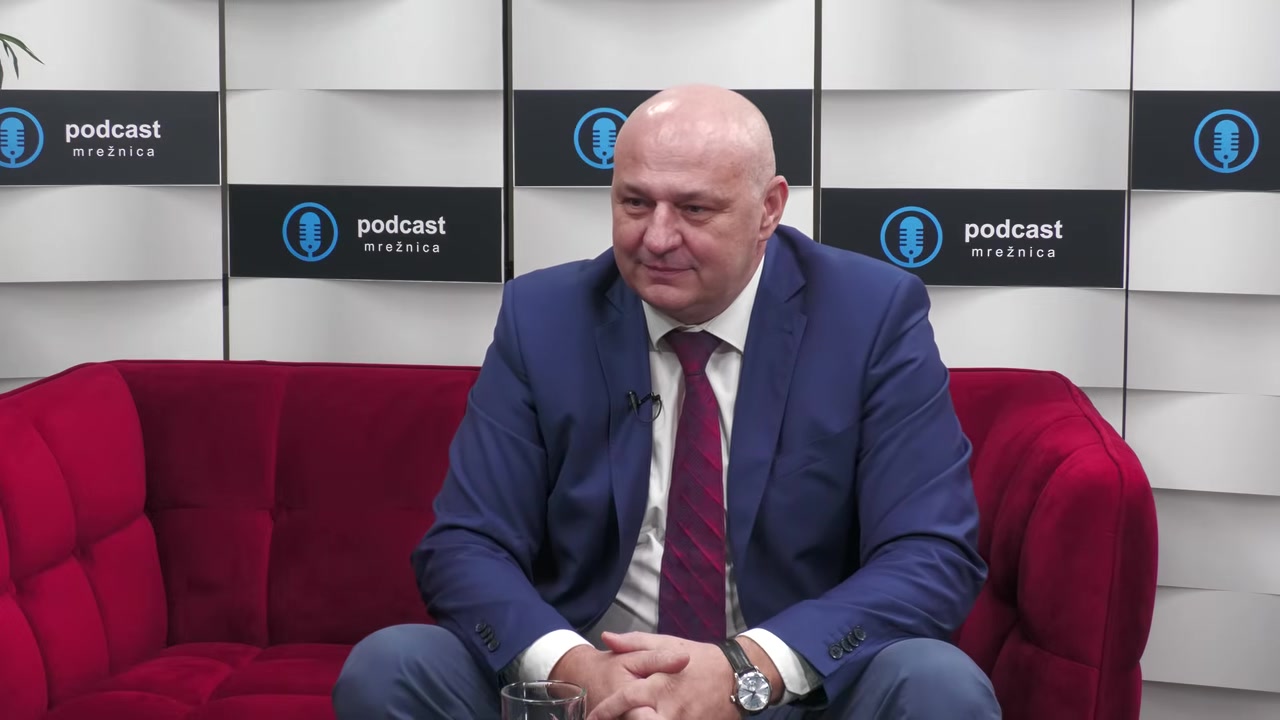 Mislav Kolakušić tijekom završnog dijela gostovanja u Podcastu Mrežnica